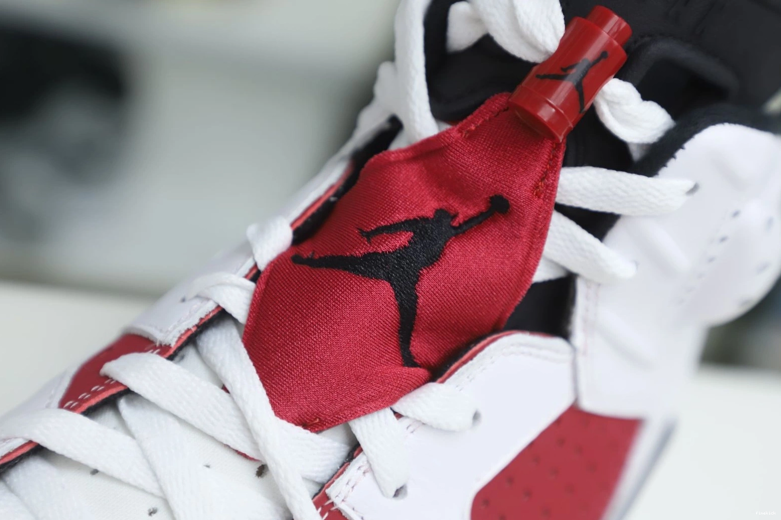 6 'CARMINE' AIR JORDAN 2021 OG RETRO 0822